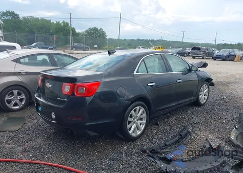 2015 Chevrolet Malibu 1Lz из США, поврежденный, VIN 1G11F5SL4FF266157